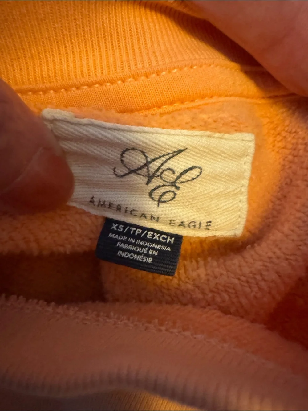 American Eagle Outfitters Peach/Coral Crewneck Sweatshirt XS - Picture 3 of 3